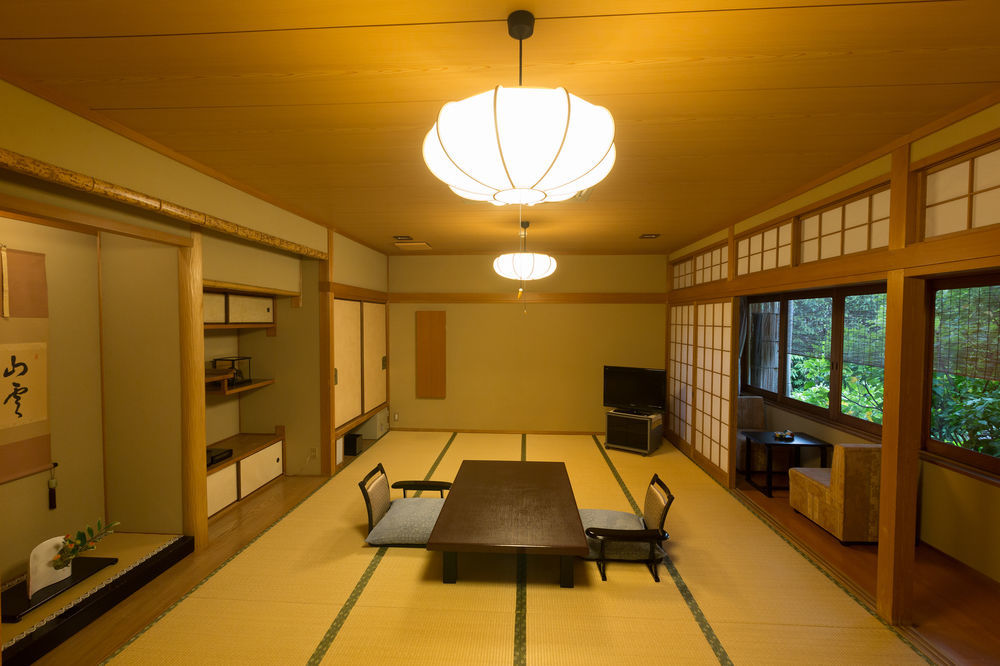 Arashiyama Benkei Hotel Kyoto Exterior photo