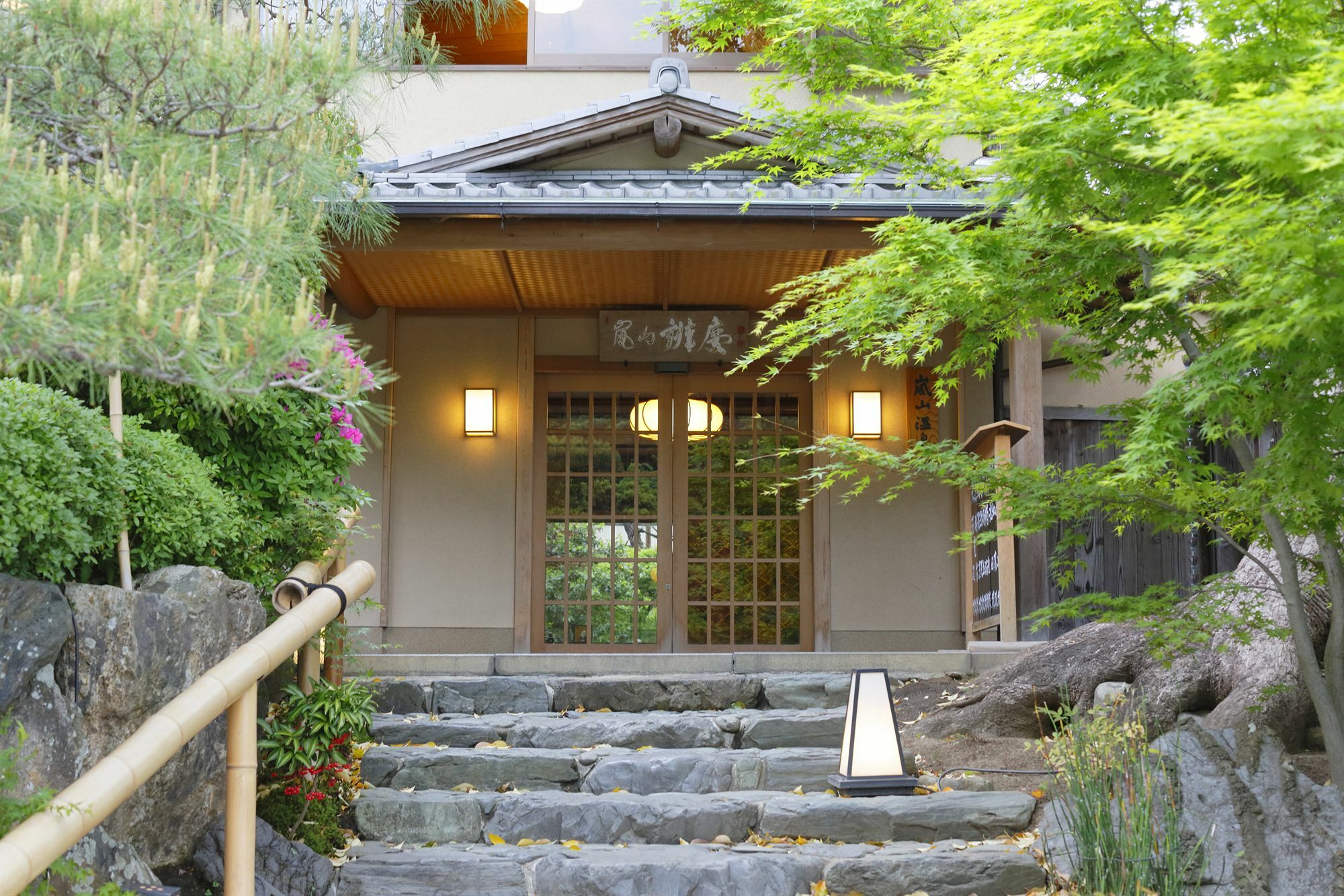 Arashiyama Benkei Hotel Kyoto Exterior photo